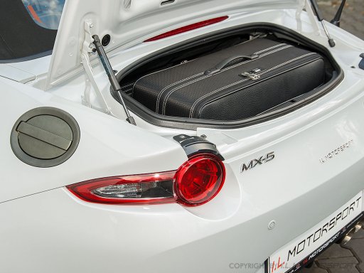 IL Motorsport 3-piece travel case set